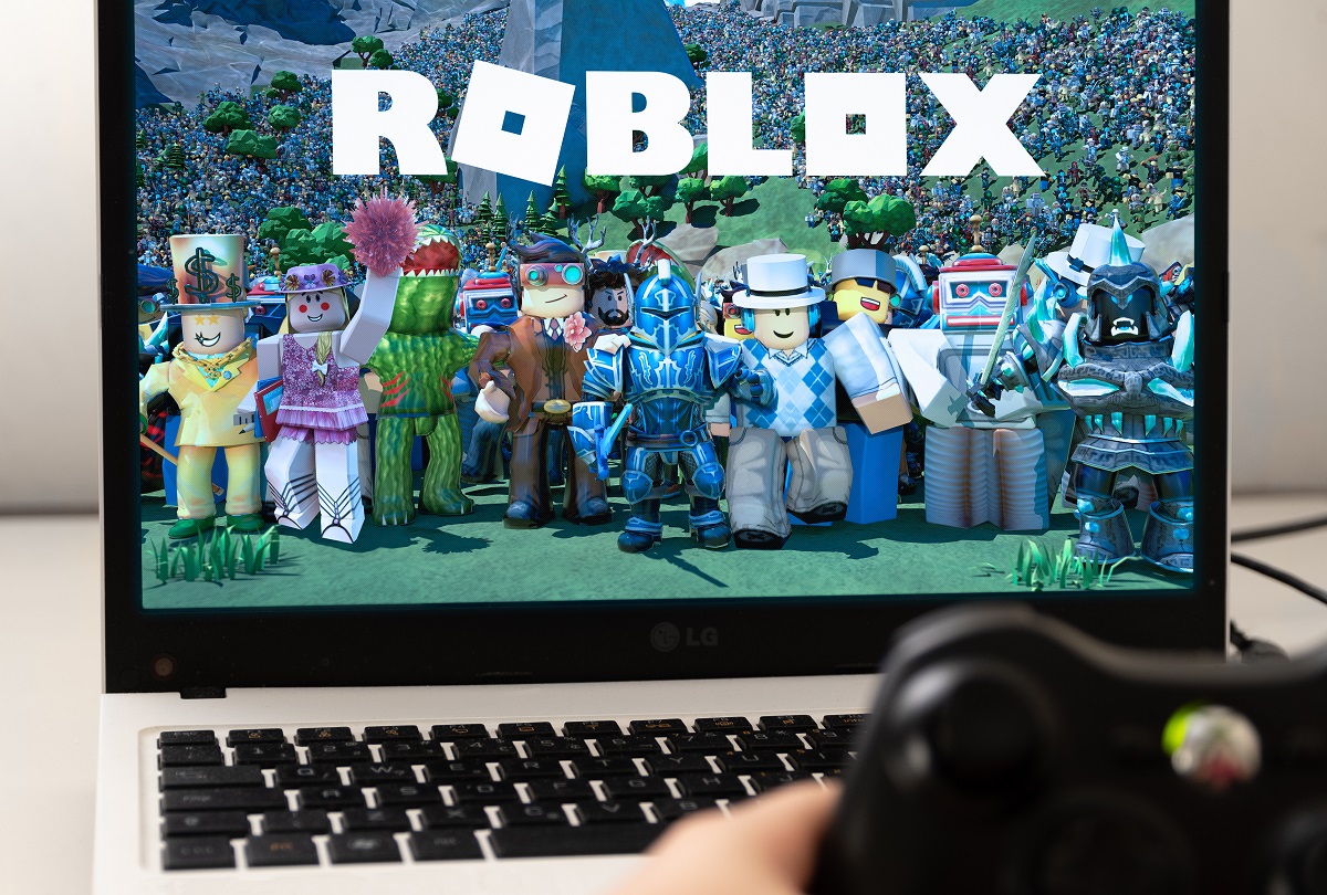 How to Play Roblox on a School Chromebook?