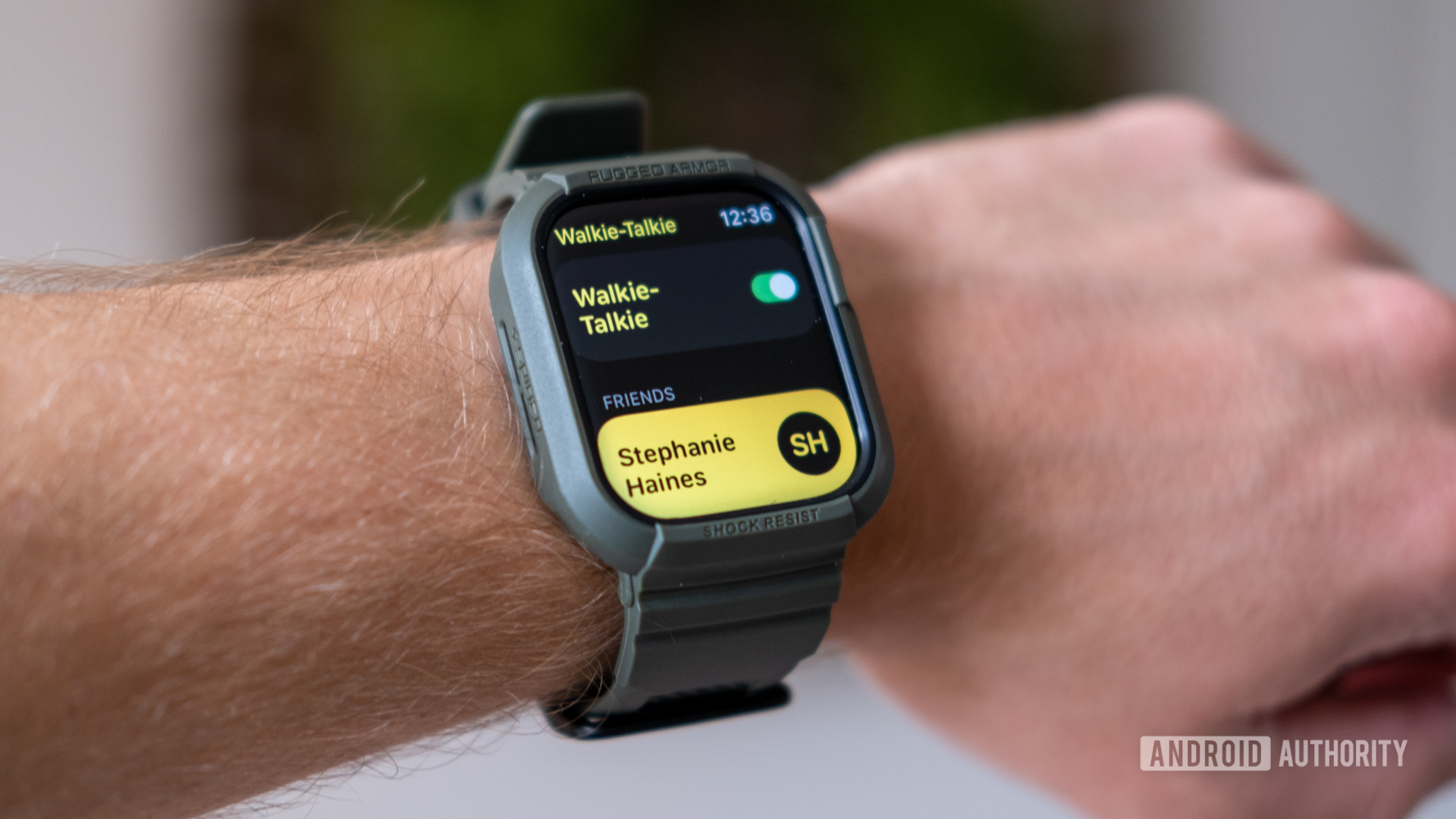 How To Use The Walkie-Talkie On Apple Watch?